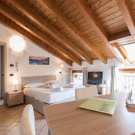 La Filanda Apartments By Wonderful Italy Bellagio Luaran gambar