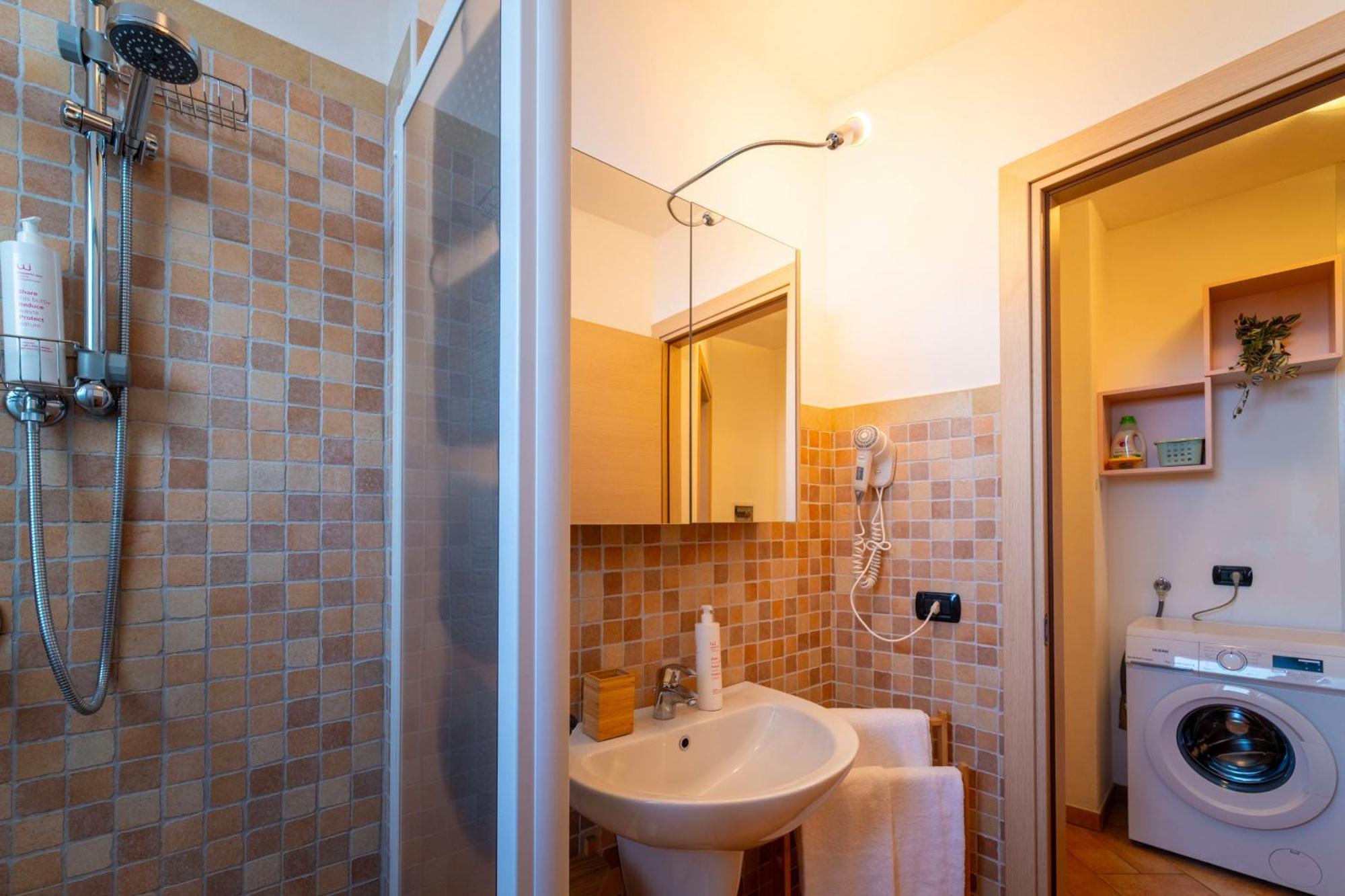 La Filanda Apartments By Wonderful Italy Bellagio Luaran gambar