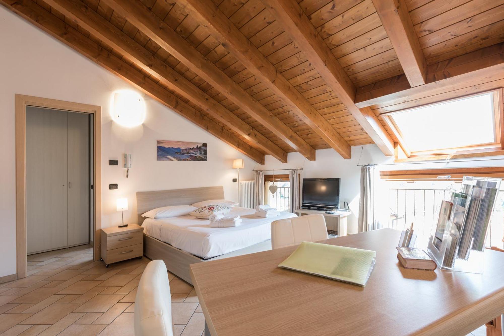 La Filanda Apartments By Wonderful Italy Bellagio Luaran gambar